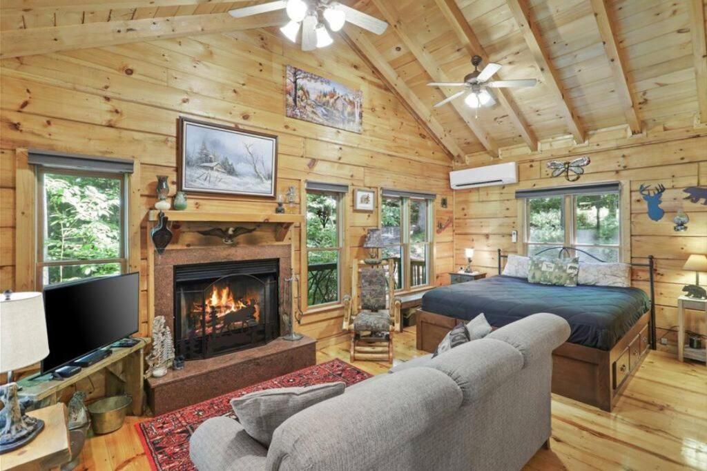 Open Studio Lodge At Little Rock Creek Cherry Log Exterior foto